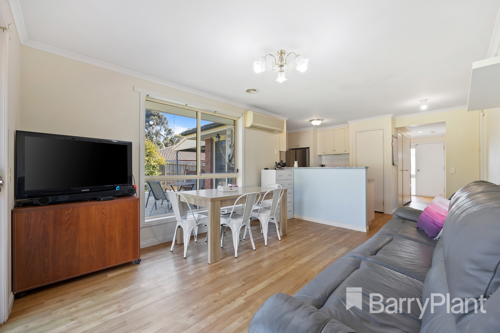 22 Melvyn Crescent, Mount Clear, VIC 3350, Mount Clear - Thumbnail 6