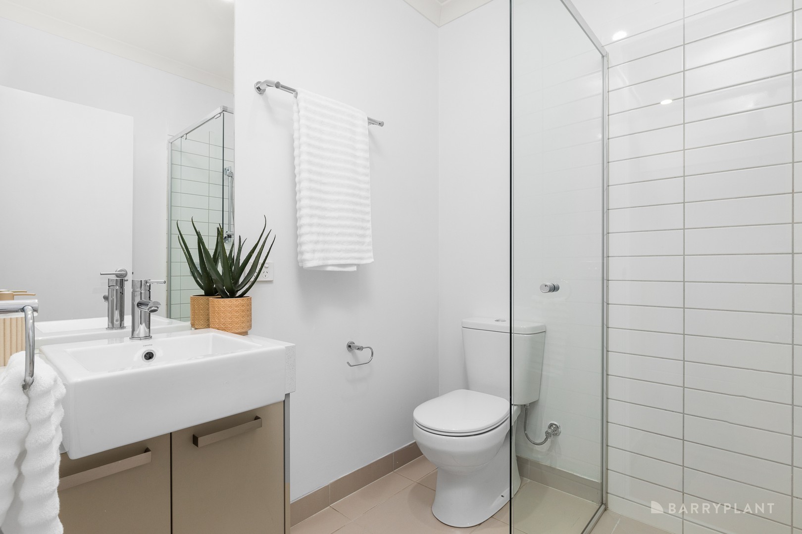 22 Middleton Drive, Point Cook, VIC 3030, Point Cook - Thumbnail 4