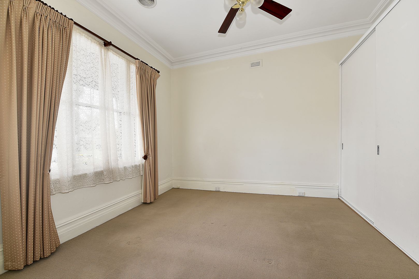 22 Milton Street, Ascot Vale, VIC 3032 - Thumbnail 2 - 10/06/2022