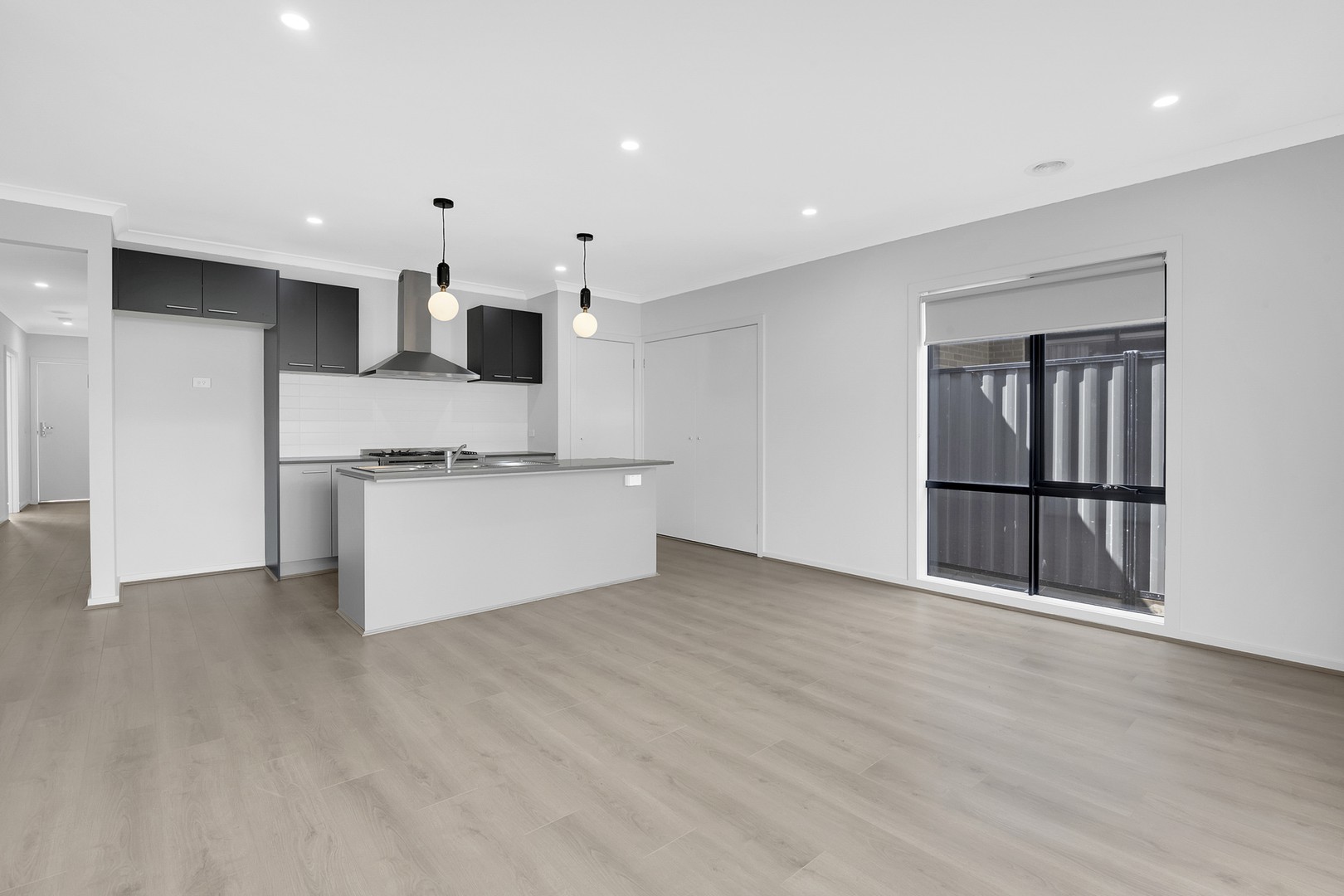 22 Molesworth Crescent, Donnybrook, VIC 3064, Donnybrook - Thumbnail 4