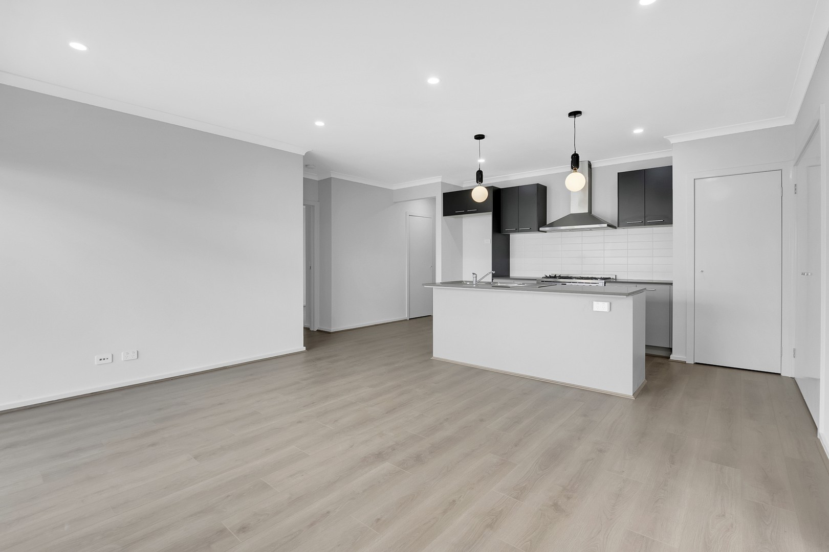 22 Molesworth Crescent, Donnybrook, VIC 3064, Donnybrook - Thumbnail 5