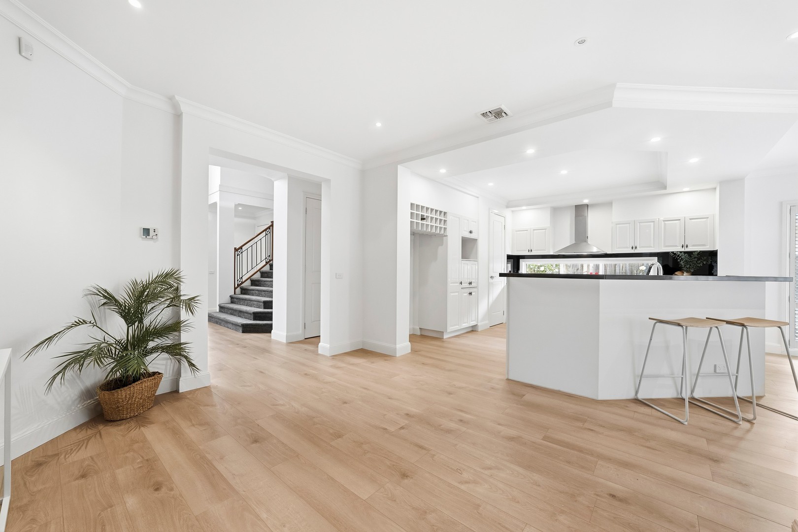 22 Monterey Bay Drive, Sanctuary Lakes, VIC 3030, Point Cook - Thumbnail 6