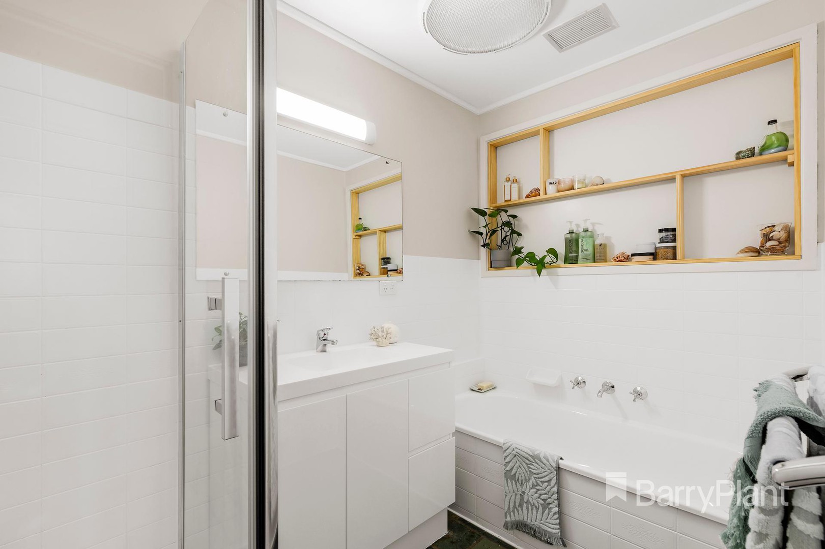 22 Moreton CrescentBundoora, VIC 3083, Bundoora - Thumbnail 4
