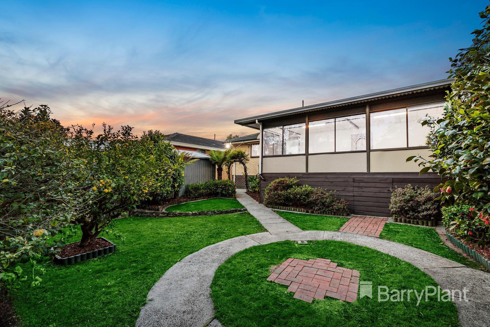22 Moreton CrescentBundoora, VIC 3083, Bundoora - Thumbnail 8