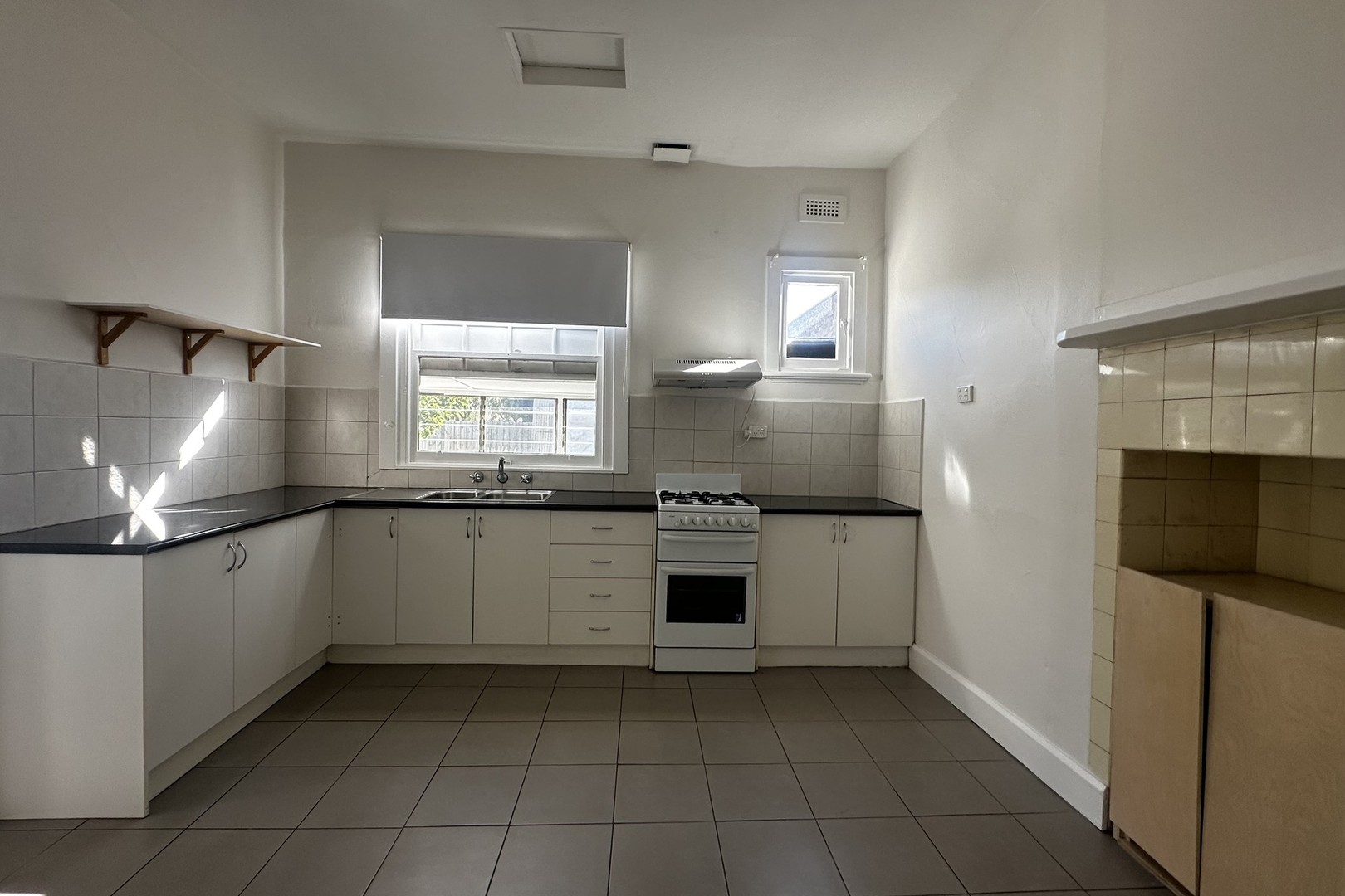 22 Murray Street, Coburg, VIC 3058, Coburg - Thumbnail 3