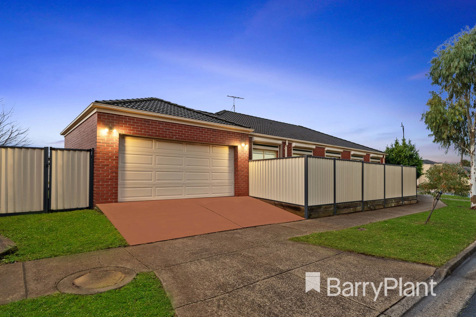 22 Muscat Avenue, Burnside Heights, VIC 3023, Burnside Heights - Thumbnail 4