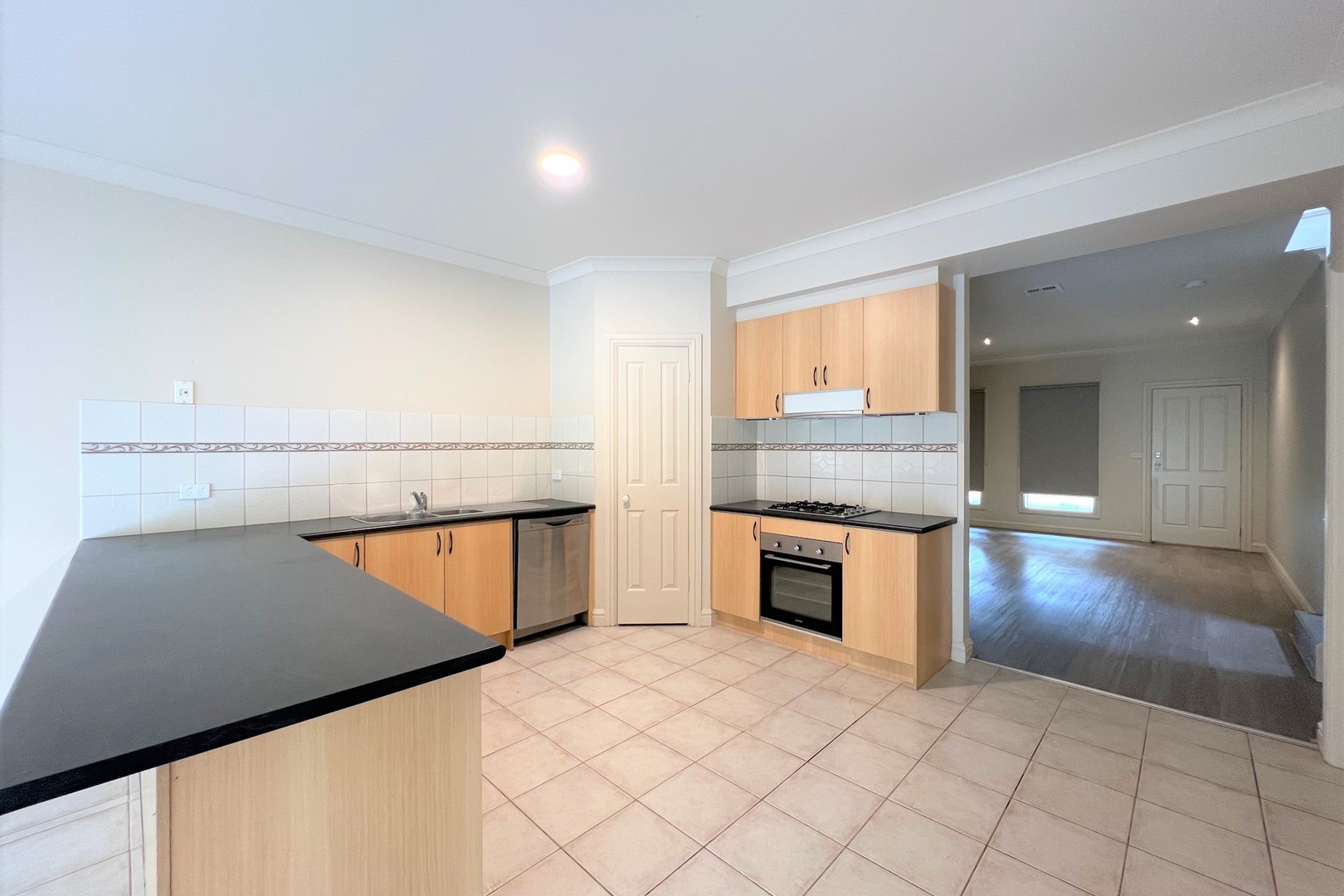 22 Nobel Banks Drive, Cairnlea, VIC 3023, Cairnlea - Thumbnail 3