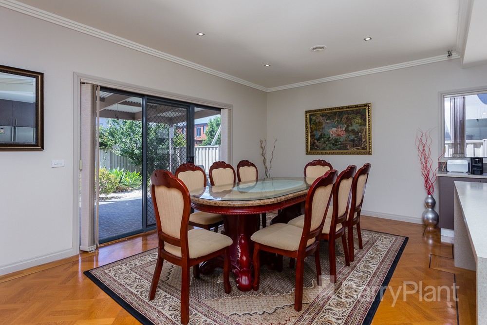 22 Palmer Avenue, Point Cook, VIC 3030, Point Cook - Thumbnail 4