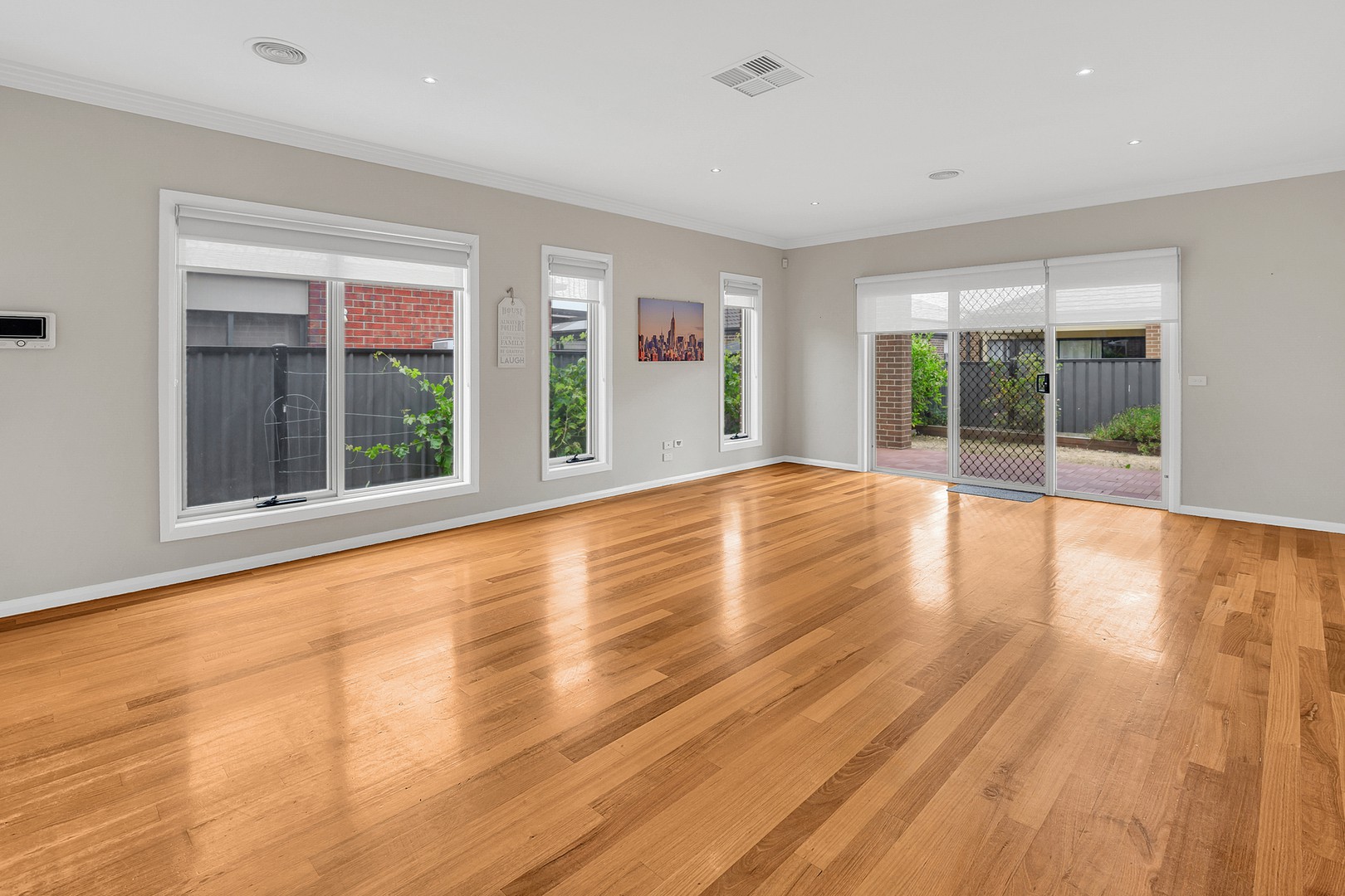 22 Penfold Street, Craigieburn, VIC 3064, Craigieburn - Thumbnail 4