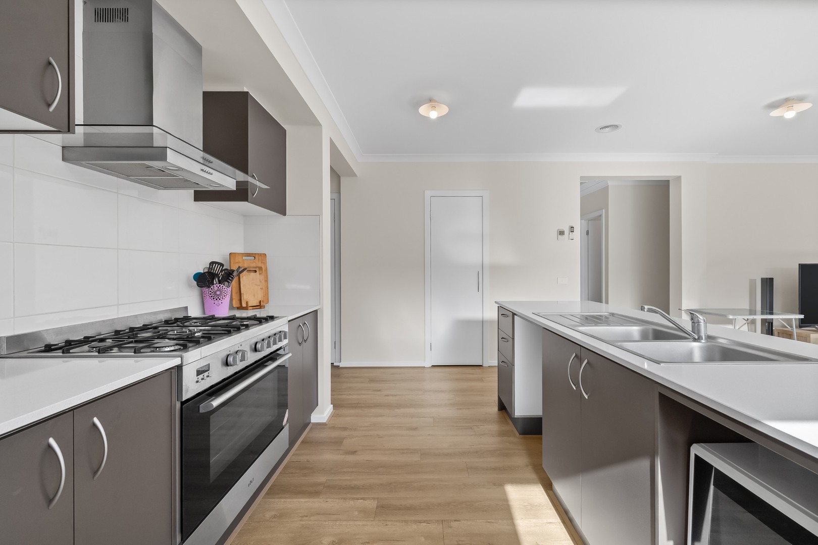22 Portobello Way, Fraser Rise, VIC 3336, Fraser Rise - Thumbnail 5