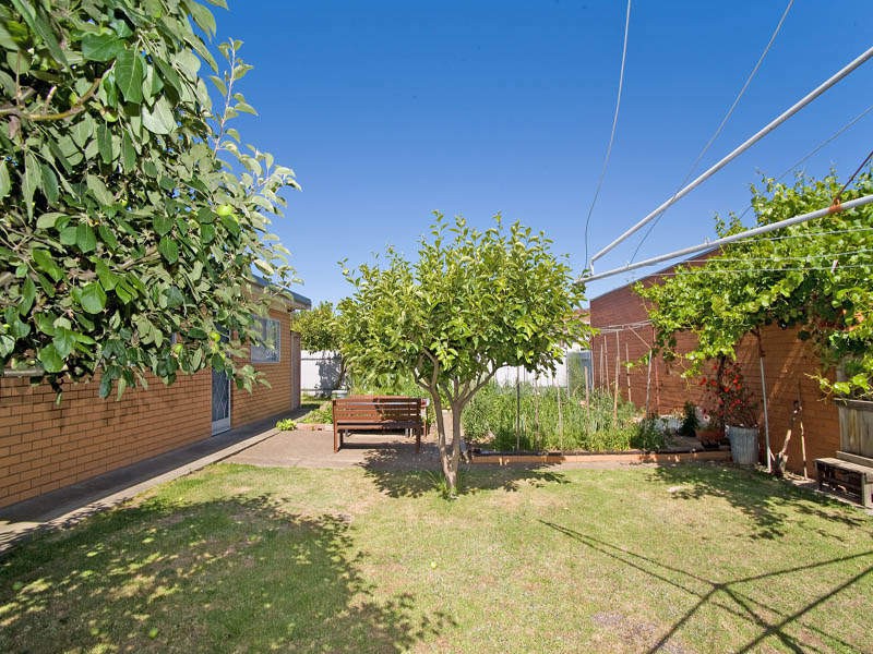 22 Quandong Street, Thomastown, VIC 3074, Thomastown - Thumbnail 2
