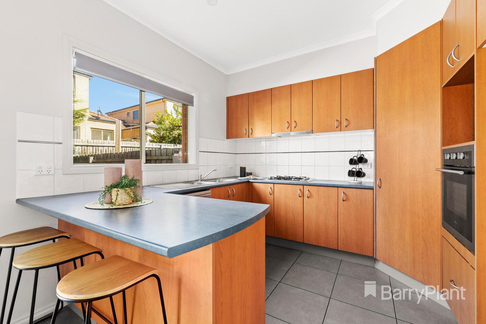 22 Redbark Hill CircuitSouth Morang, VIC 3752, South Morang - Thumbnail 5