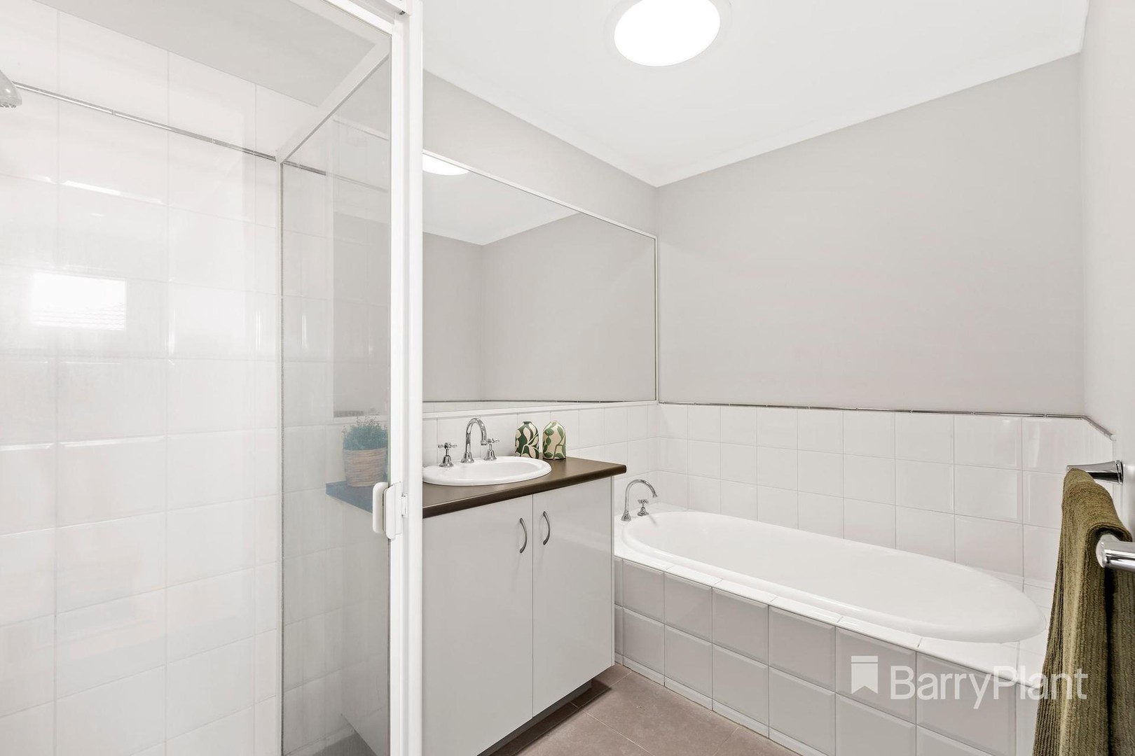 22 Redbark Hill CircuitSouth Morang, VIC 3752, South Morang - Thumbnail 8