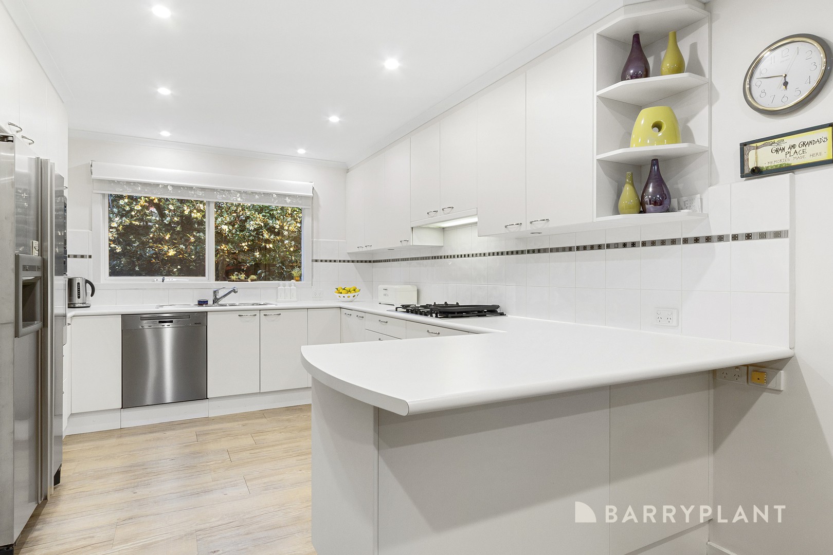 22 Reita Avenue, Wantirna South, VIC 3152, Wantirna South - Thumbnail 3
