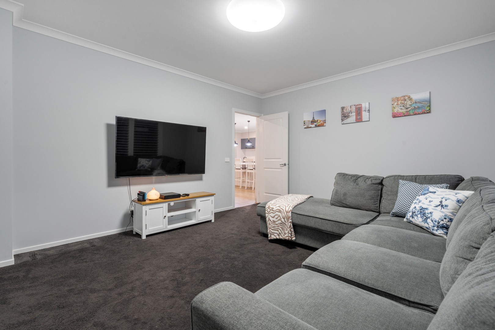22 Retba Street, Craigieburn, VIC 3064, Craigieburn - Thumbnail 5