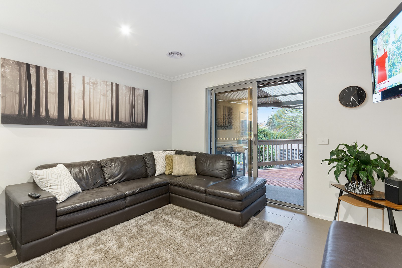 22 Rolloway Rise, Chirnside Park, VIC 3116, Chirnside Park - Thumbnail 3