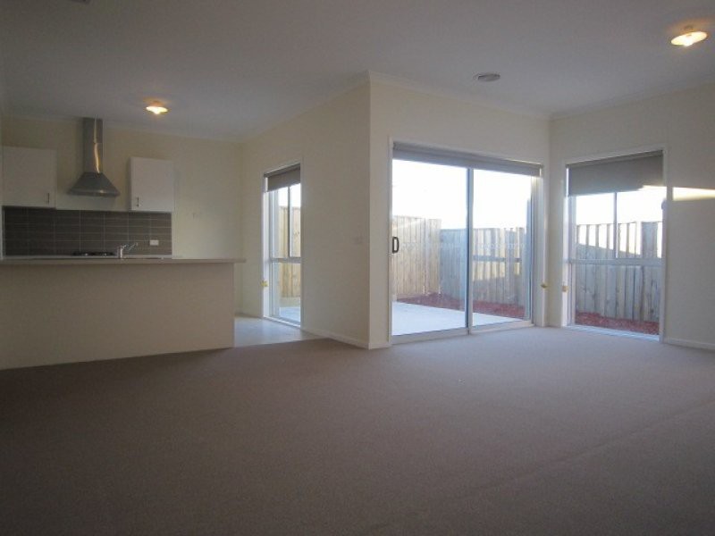 22 Ronald Street, Coburg North, VIC 3058, Coburg North - Thumbnail 3