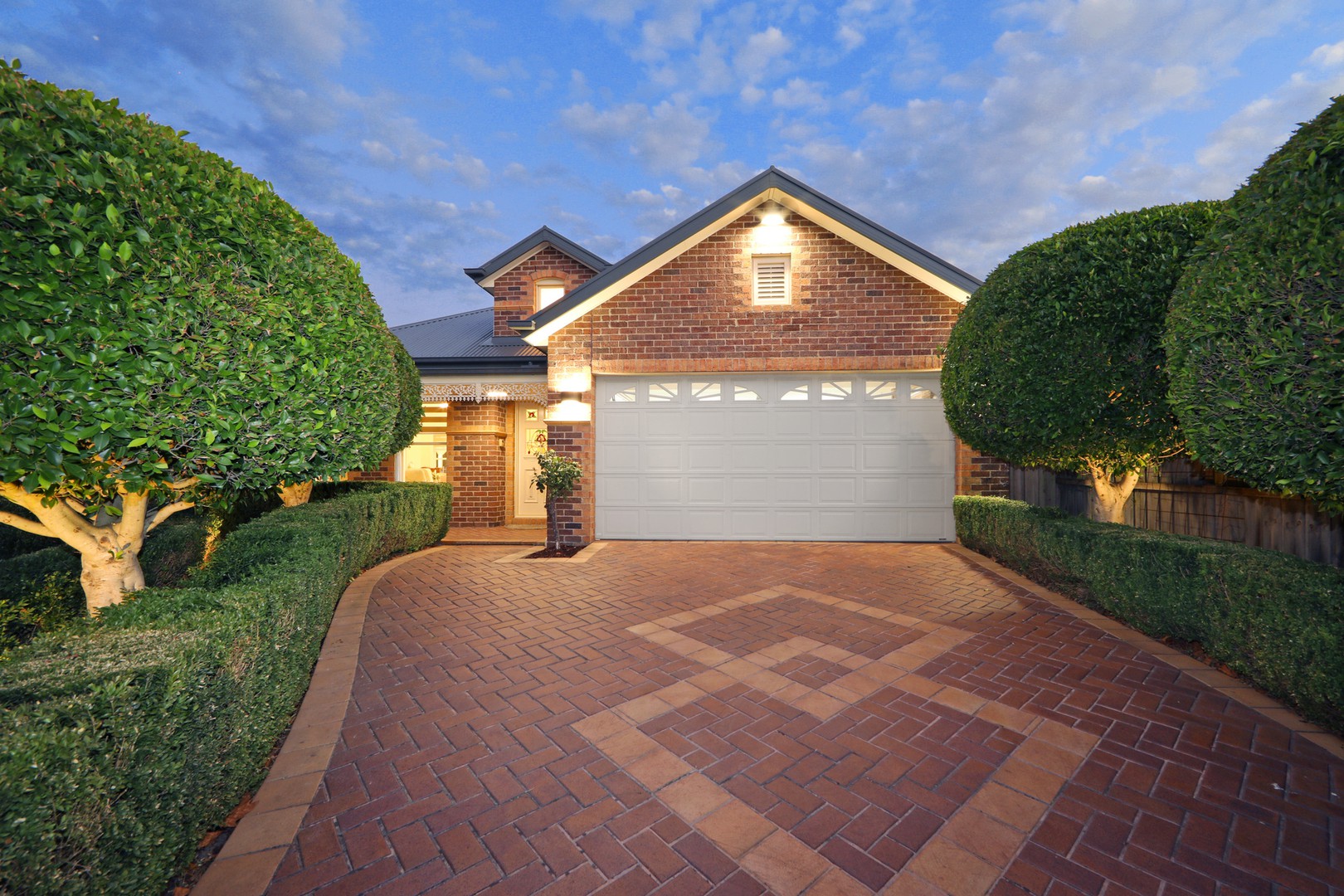 22 Rosewood Boulevard, Lysterfield, VIC 3156 - Thumbnail 2 - 15/02/2022