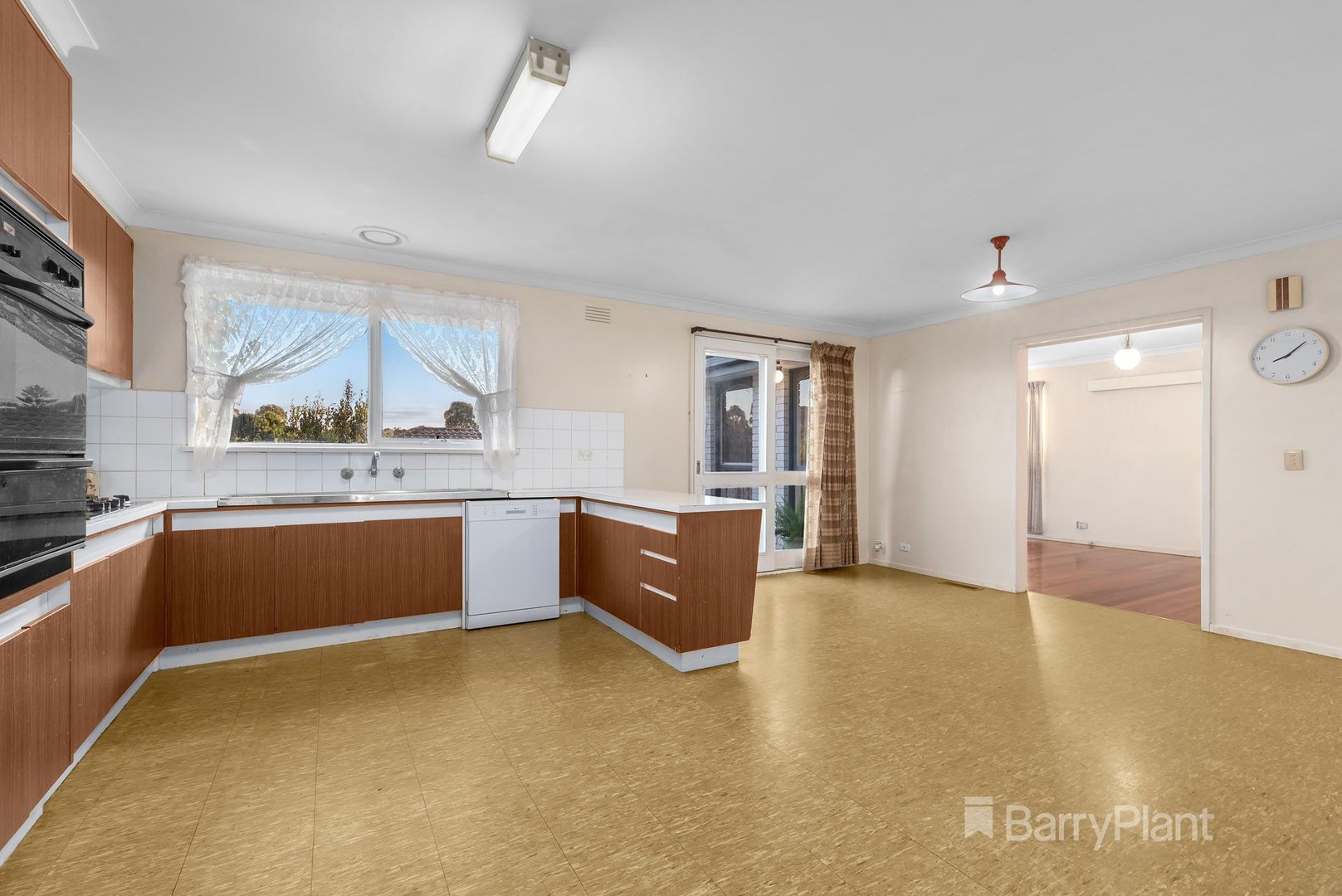 22 Rowan Street, Doncaster East, VIC 3109, Doncaster East - Thumbnail 3