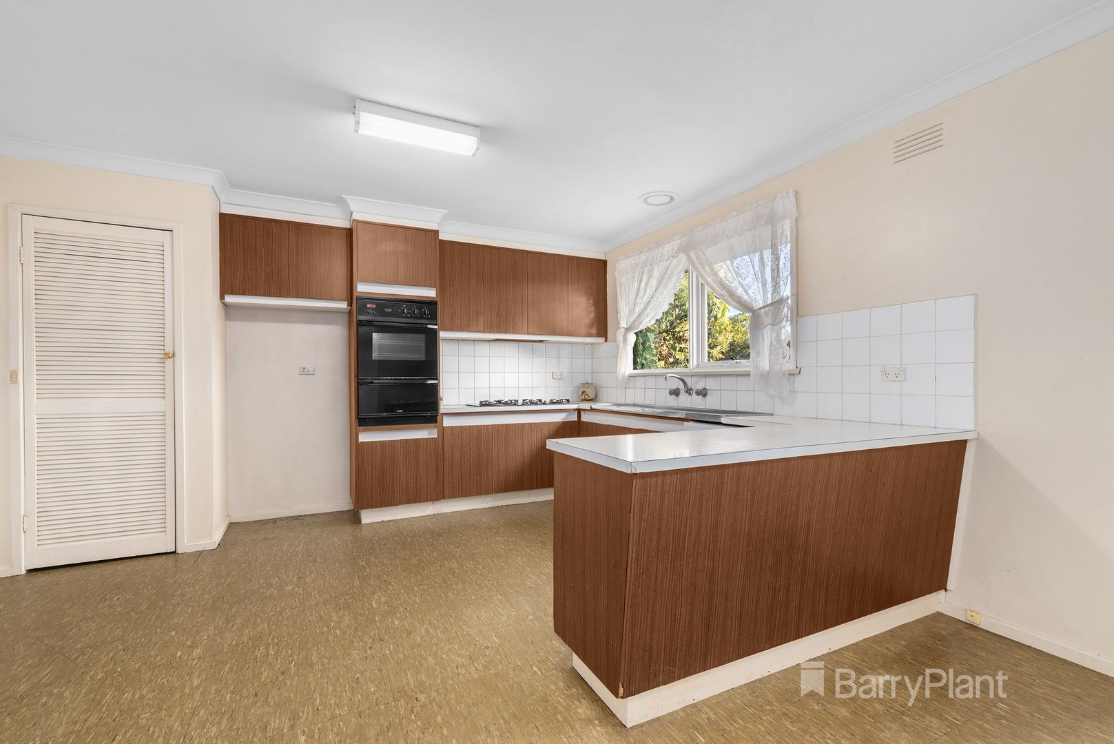 22 Rowan Street, Doncaster East, VIC 3109, Doncaster East - Thumbnail 4