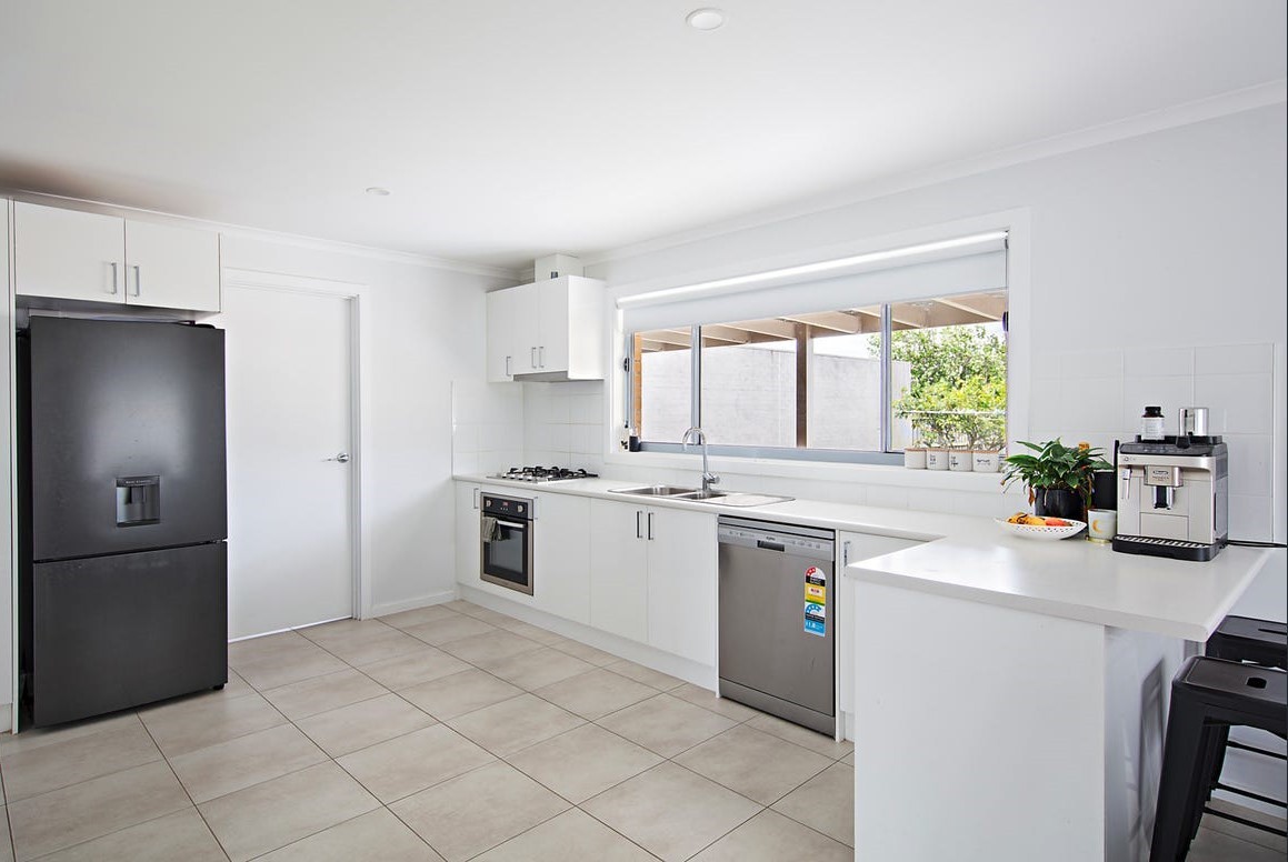 22 Ryan Street, Reservoir, VIC 3073, Reservoir - Thumbnail 6