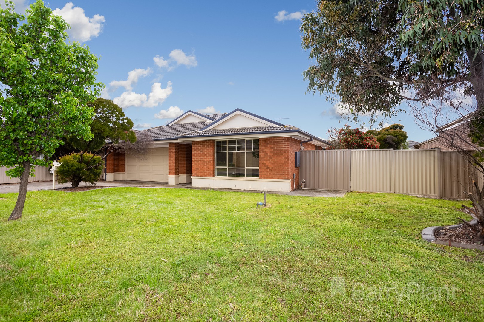 22 San Sebastian Drive, Point Cook, VIC 3030 - Thumbnail 2 - 28/10/2021