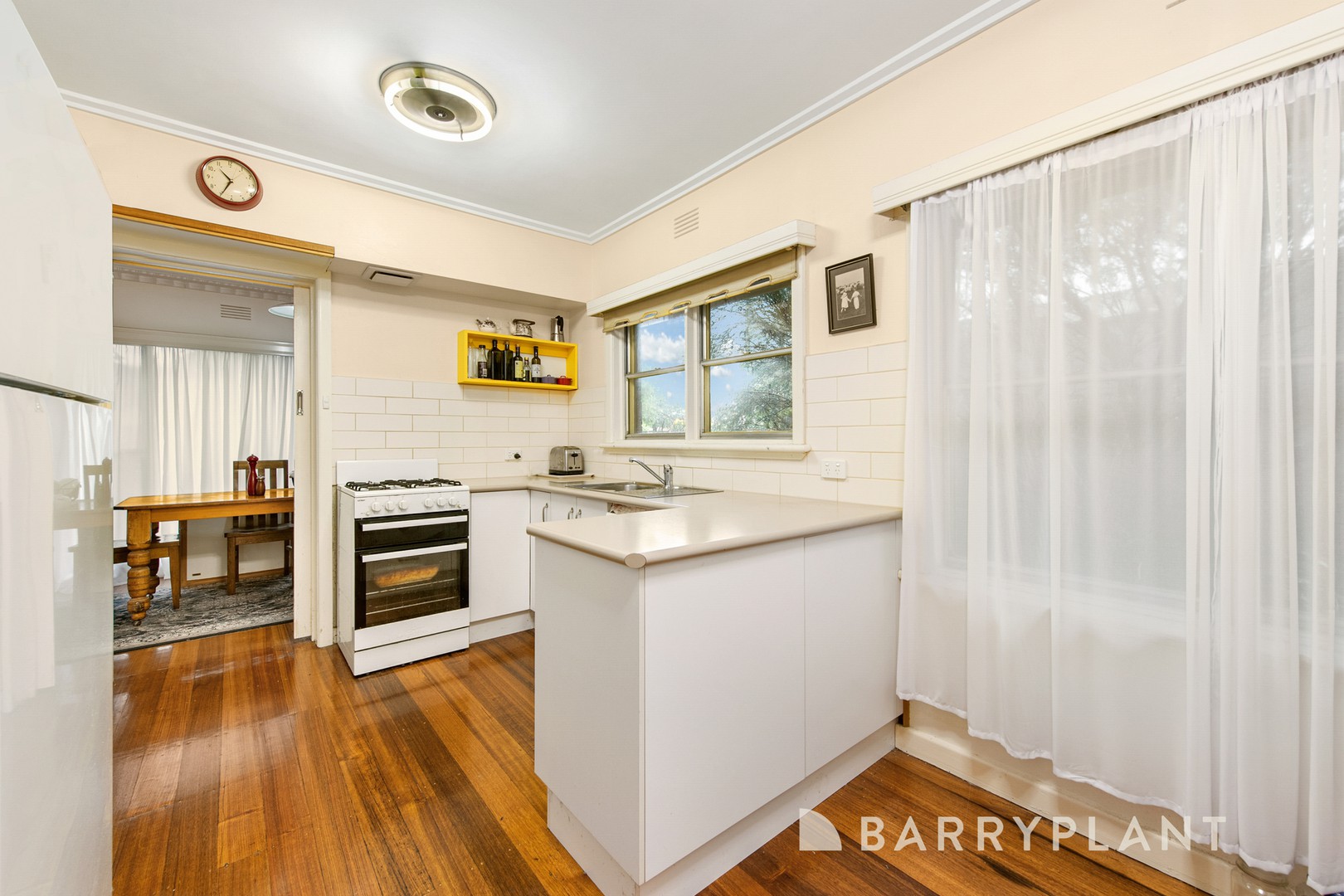 22 Scotsburn Grove, Werribee, VIC 3030, Werribee - Thumbnail 4