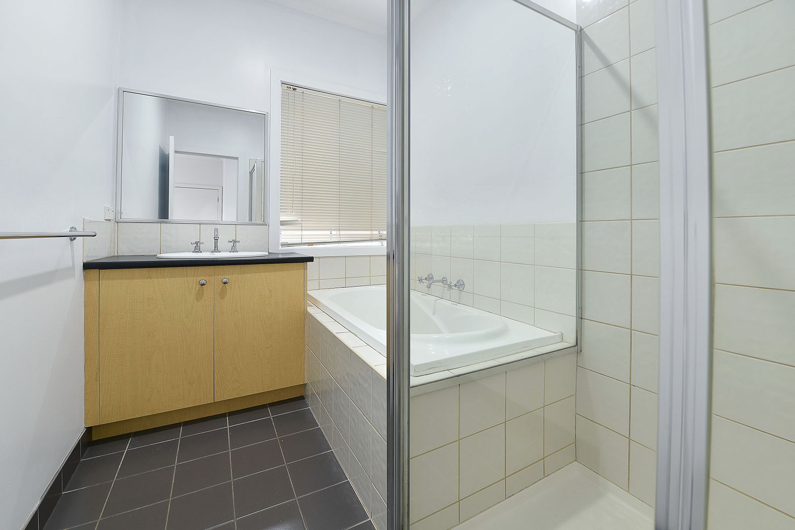 22 Seggan Circle, Gowanbrae, VIC 3043, Gowanbrae - Thumbnail 5