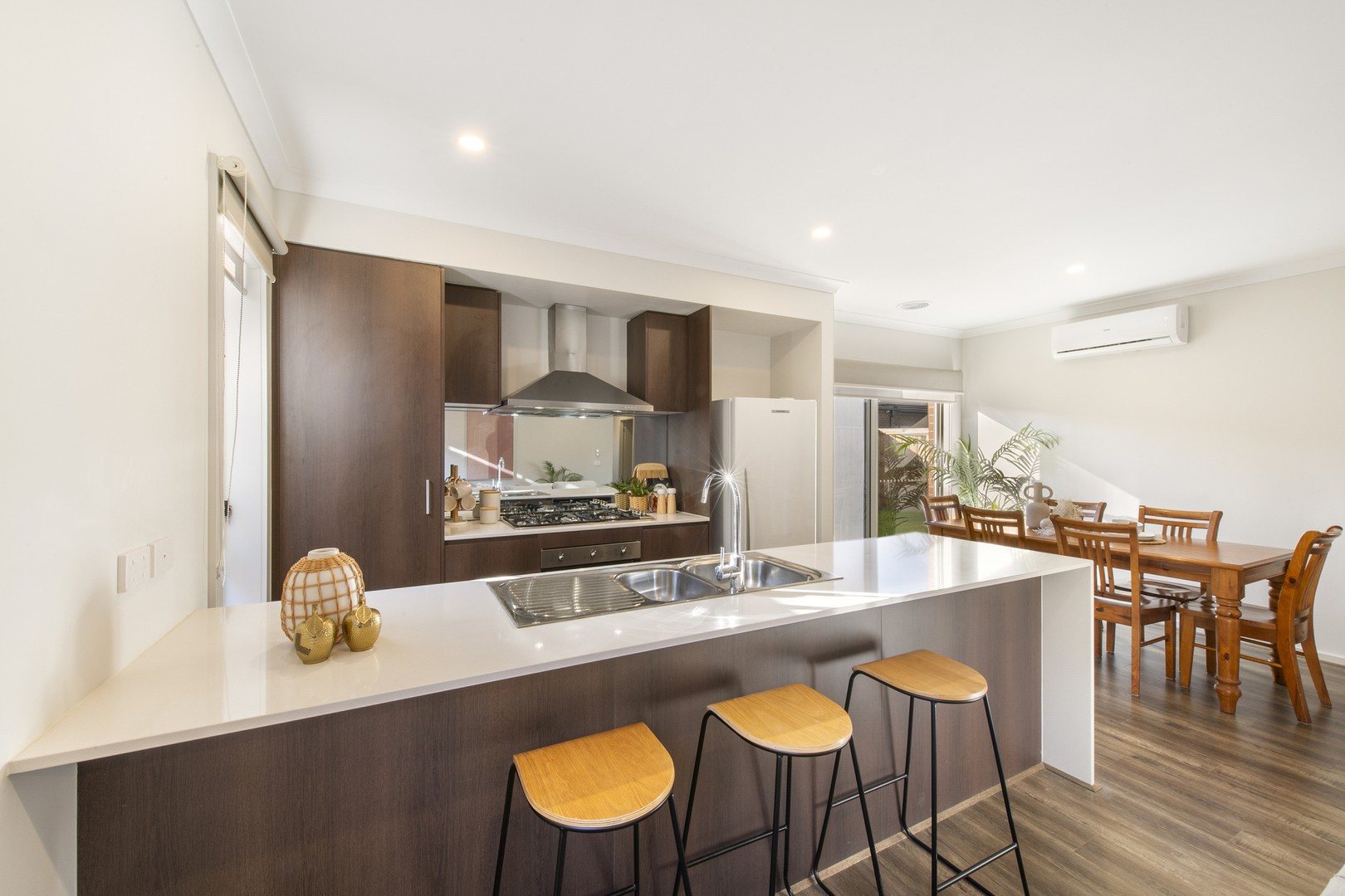 22 Sicily Avenue, Deanside, VIC 3336, Deanside - Thumbnail 4