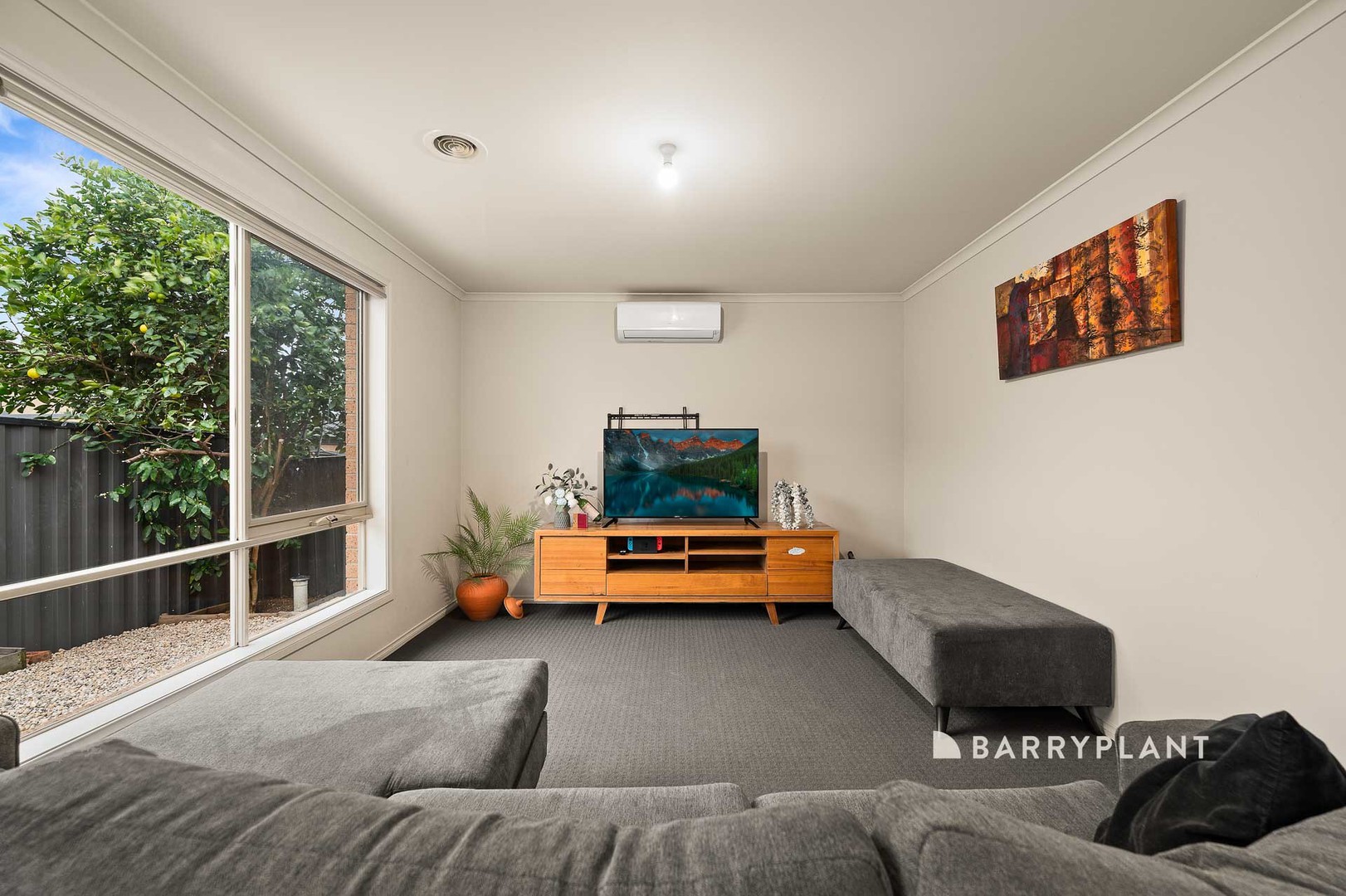 22 Sienna Way, Pakenham, VIC 3810, Pakenham - Thumbnail 7