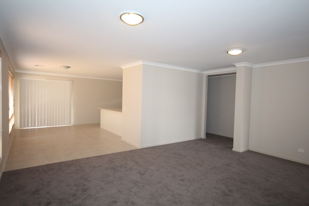 22 Sirrom Crescent, Armstrong Creek, VIC 3217, Armstrong Creek - Thumbnail 3