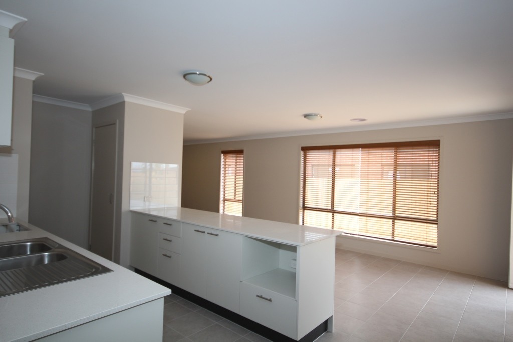 22 Sirrom Crescent, Armstrong Creek, VIC 3217, Armstrong Creek - Thumbnail 6