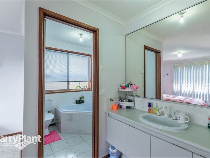 22 Snow Gum Court, Keysborough, VIC 3173, Keysborough - Thumbnail 7