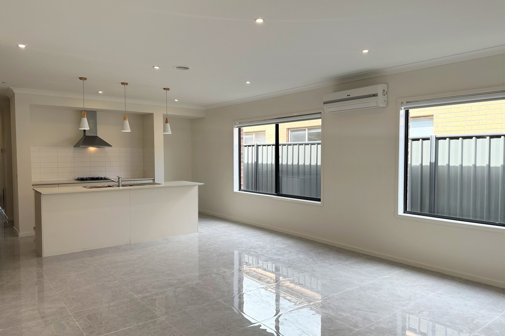 22 Strident Road, Craigieburn, VIC 3064, Craigieburn - Thumbnail 2