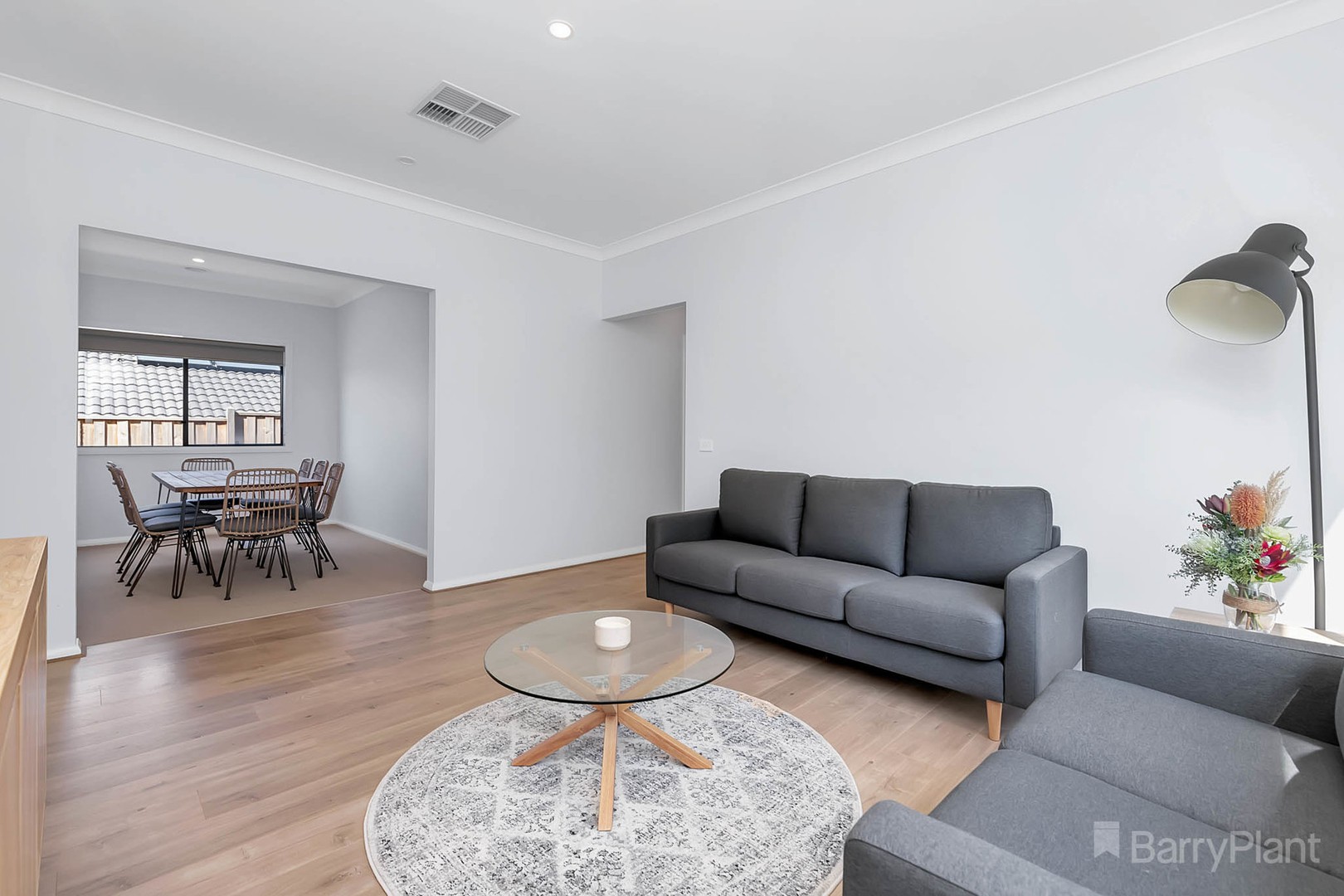 22 Summerhill Drive, Pakenham, VIC 3810, Pakenham - Thumbnail 2