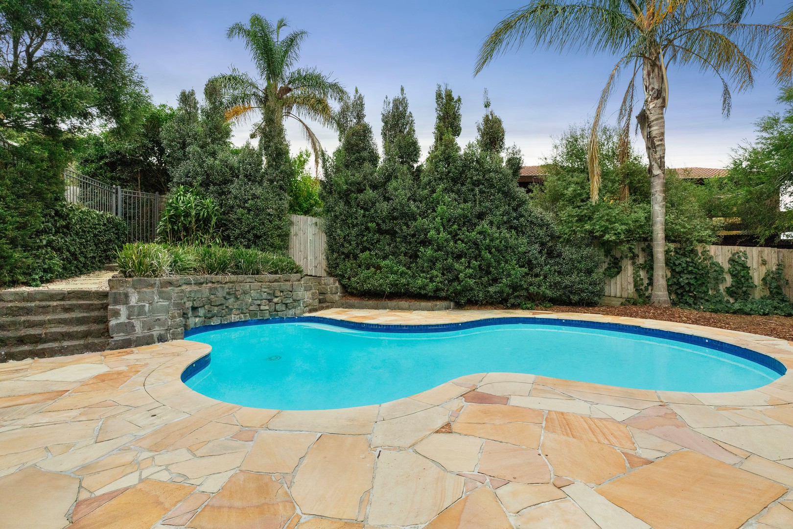 22 Sunset Avenue, Templestowe, VIC 3106, Templestowe - Thumbnail 2