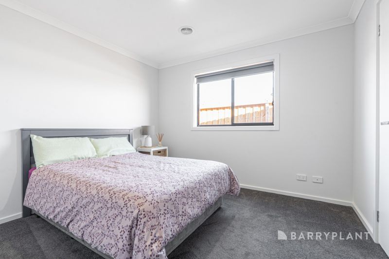 22 Taylors Cct, Charlemont, VIC 3217, Charlemont - Thumbnail 5