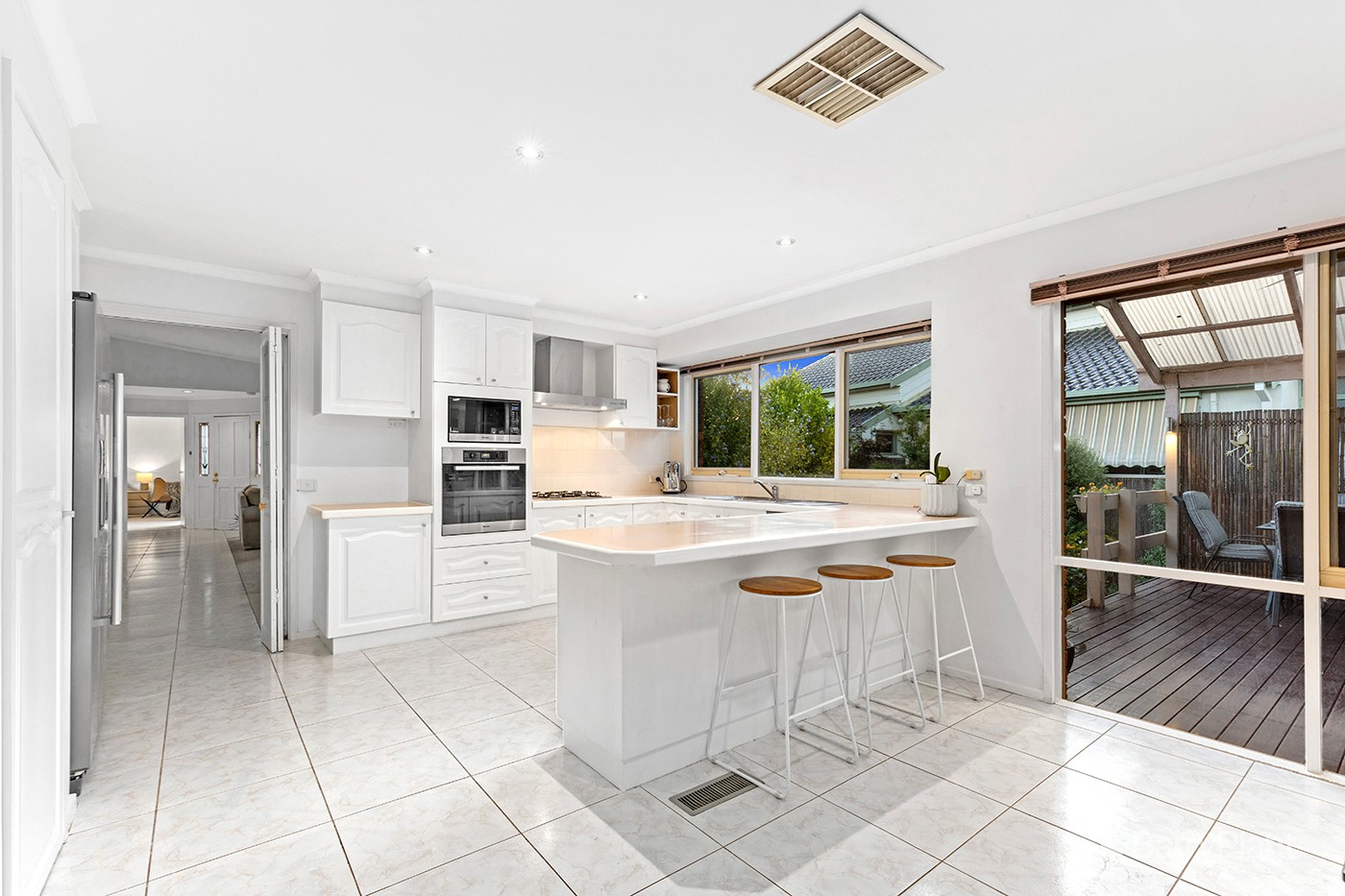22 The Ridge, Lilydale, VIC 3140, Lilydale - Thumbnail 5