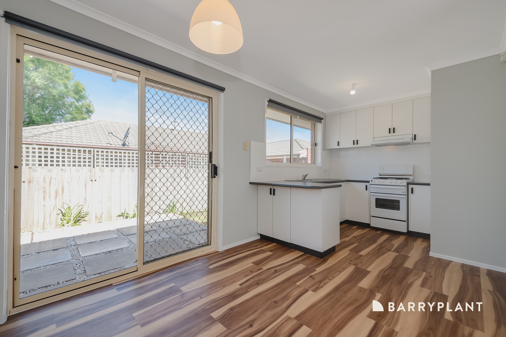 22 Thomas Street, Pakenham, VIC 3810 - Thumbnail 2 - 27/08/2026