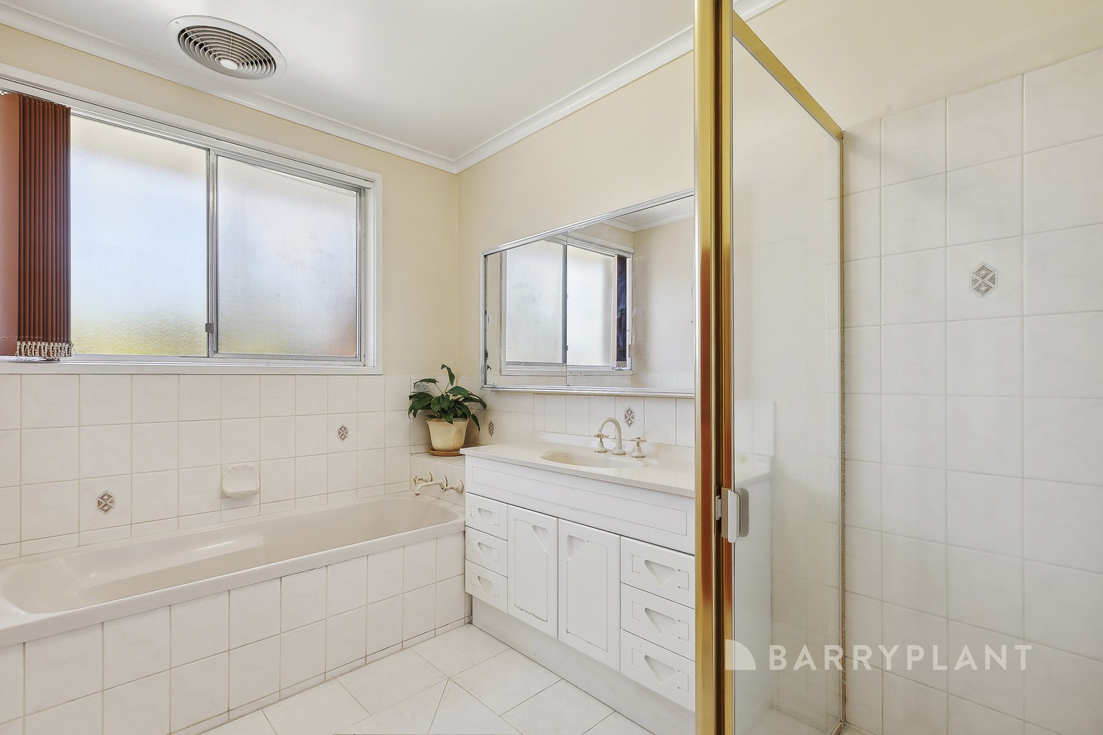 22 Tiverton Drive, Mulgrave, VIC 3170, Mulgrave - Thumbnail 2