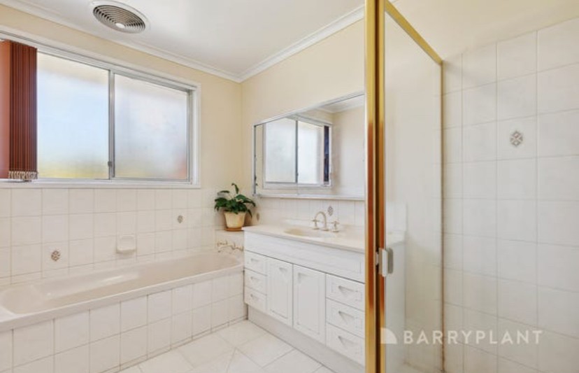 22 Tiverton Drive, Mulgrave, VIC 3170, Mulgrave - Thumbnail 5
