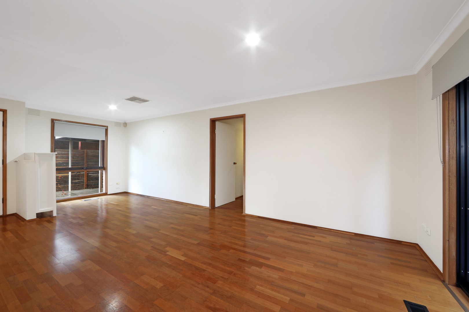 22 Valleyview Drive, Rowville, VIC 3178, Rowville - Thumbnail 4