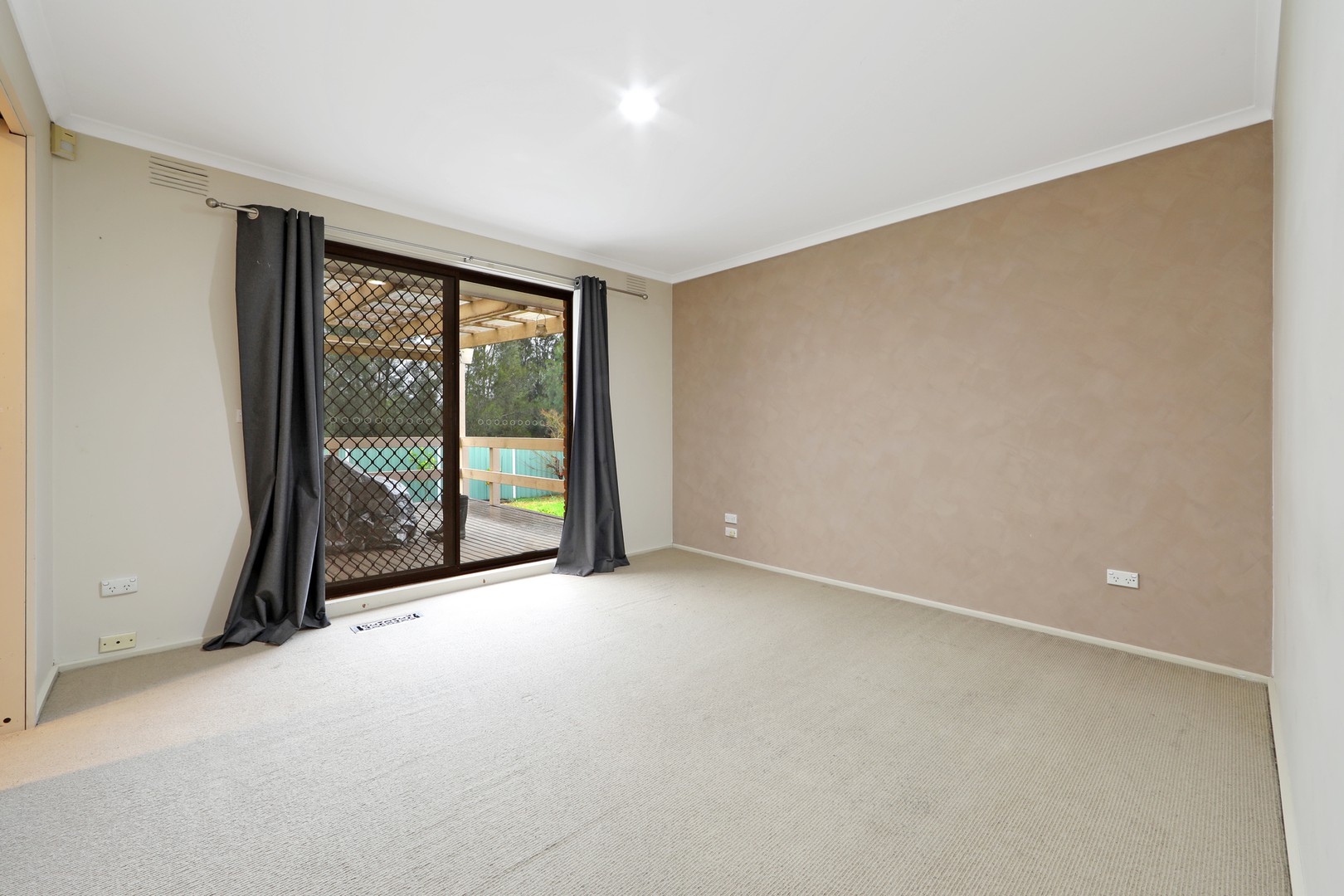 22 Valleyview Drive, Rowville, VIC 3178, Rowville - Thumbnail 3