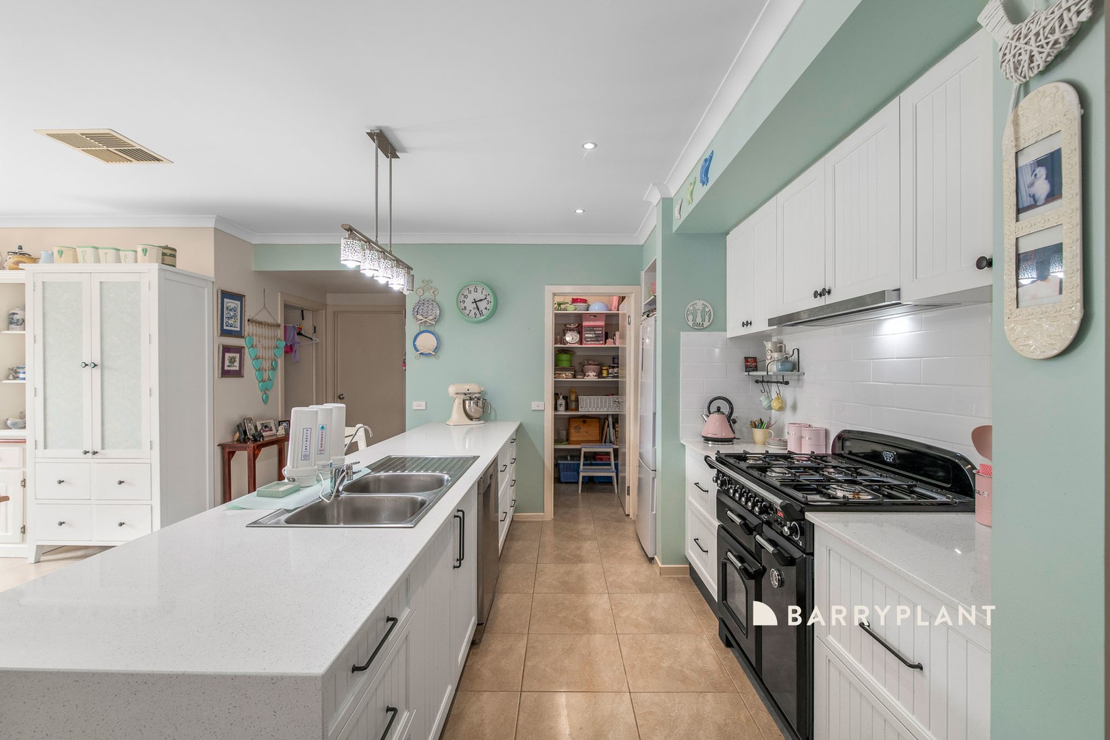 22 Valleyview Grove, Drouin, VIC 3818, Drouin - Thumbnail 3