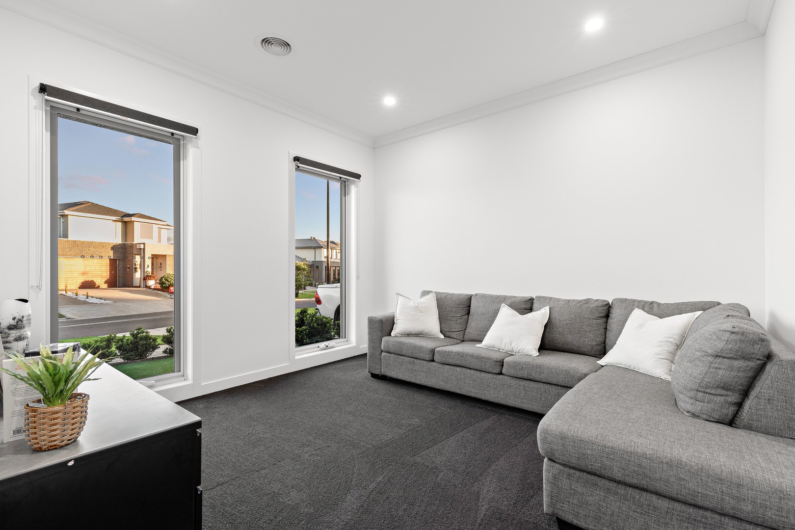 22 Walkside Boulevard, Fraser Rise, VIC 3336, Fraser Rise - Thumbnail 2