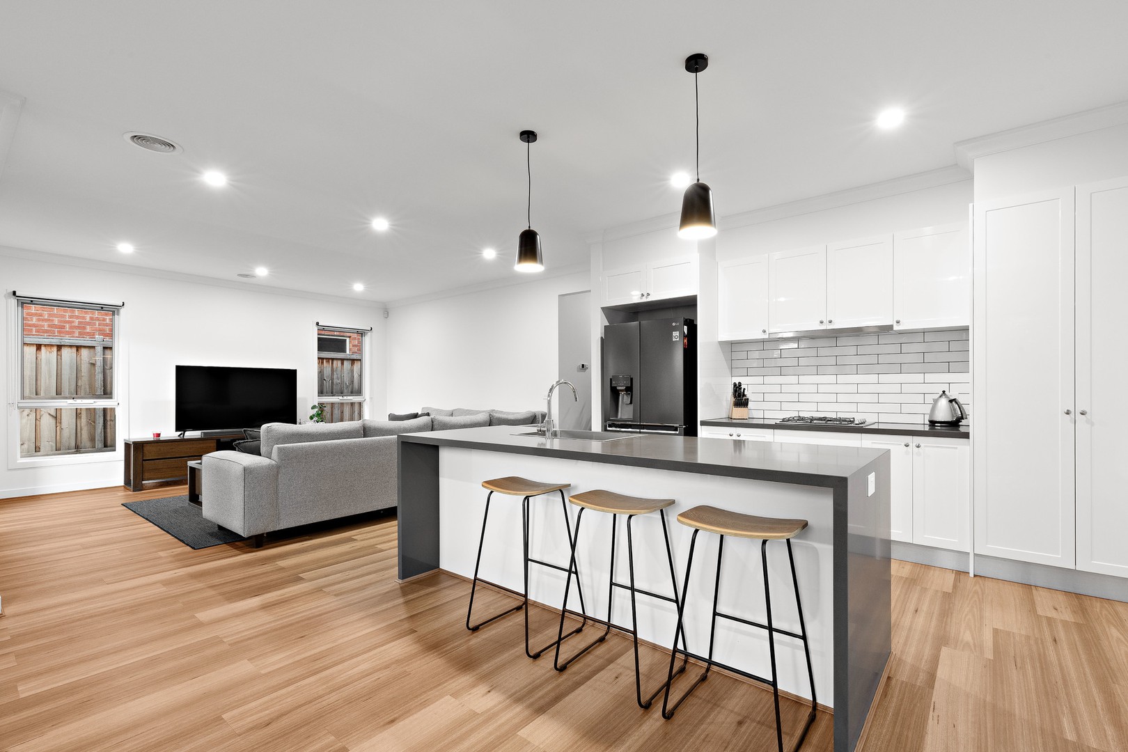 22 Walkside Boulevard, Fraser Rise, VIC 3336, Fraser Rise - Thumbnail 3