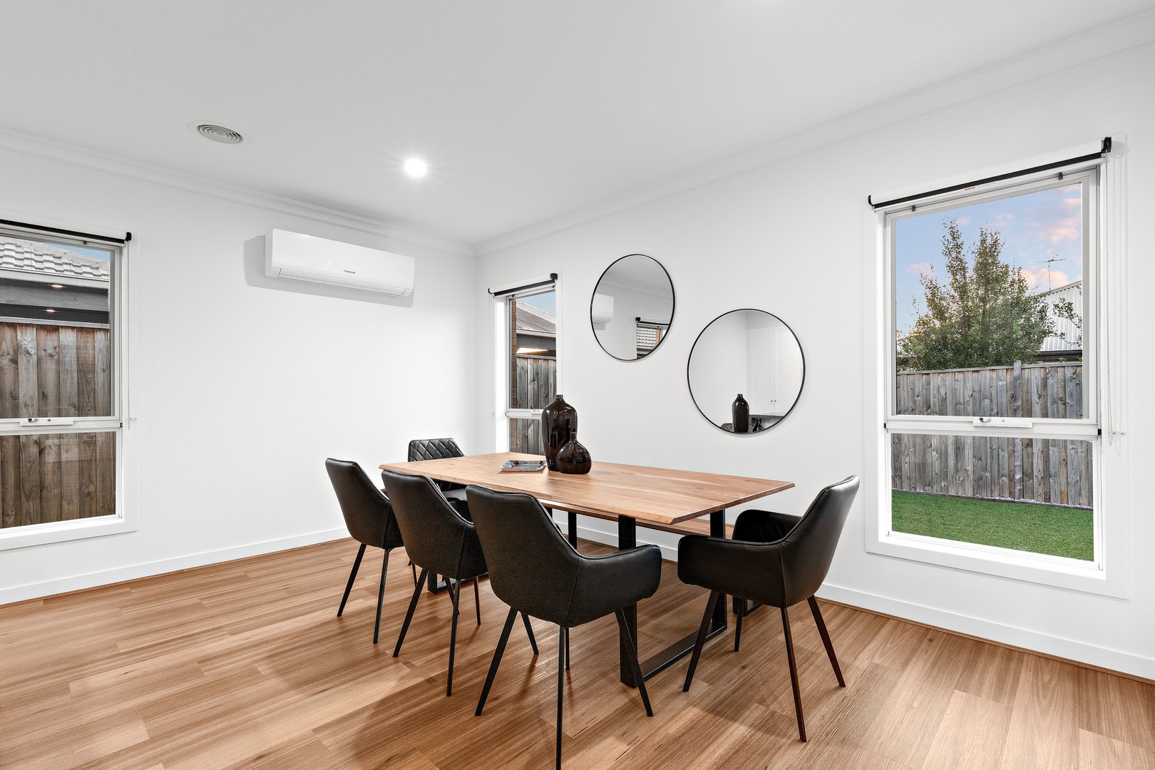 22 Walkside Boulevard, Fraser Rise, VIC 3336, Fraser Rise - Thumbnail 5