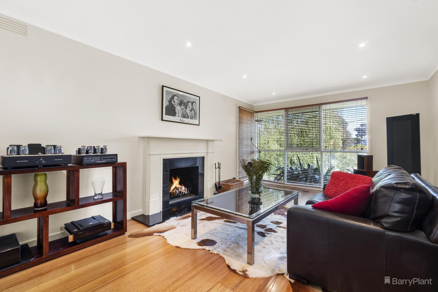 22 Warren Road, Viewbank, VIC 3084, Viewbank - Thumbnail 6
