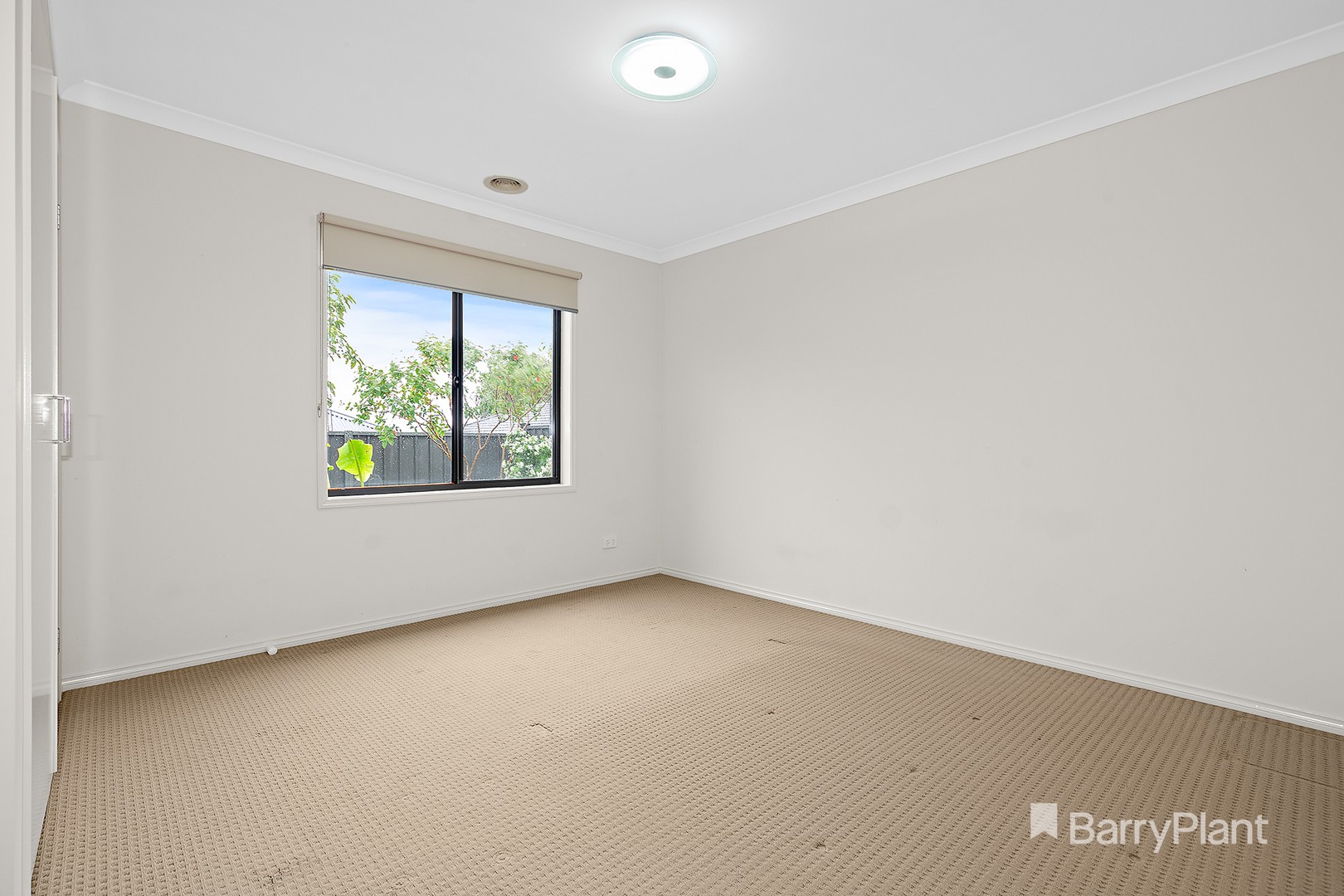 22 Waterside Drive, Pakenham, VIC 3810, Pakenham - Thumbnail 7
