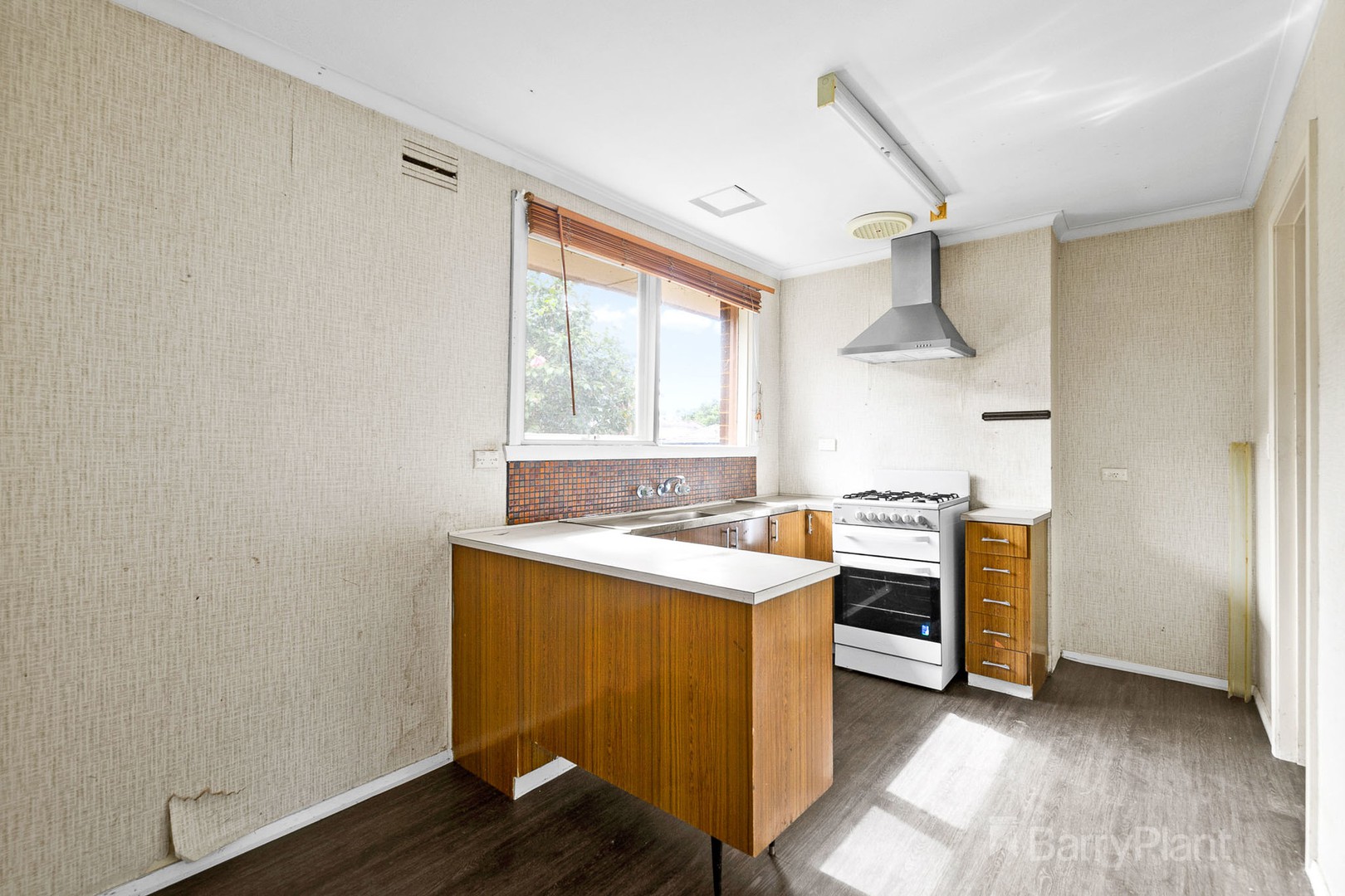 22 Westleigh Crescent, Narre Warren, VIC 3805, Narre Warren - Thumbnail 2